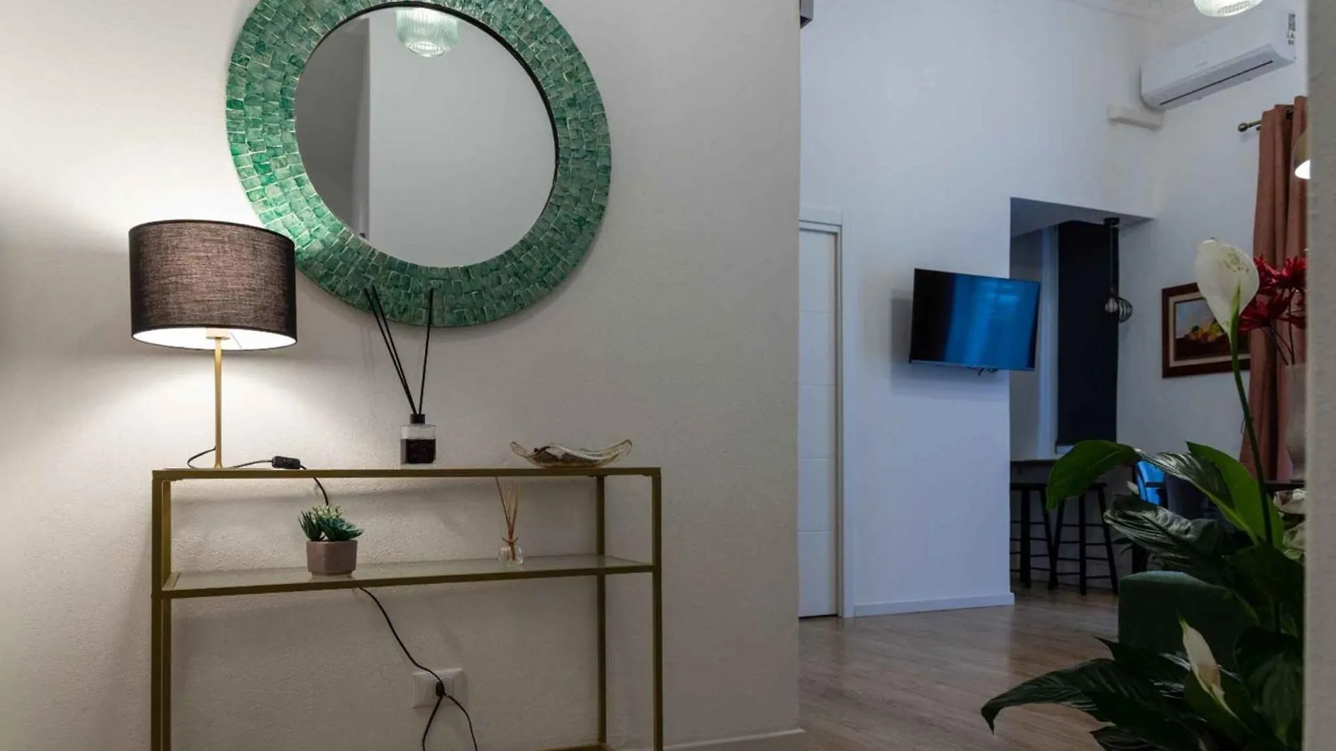 Apartment In Palermo - Sizilien 48263 Italy